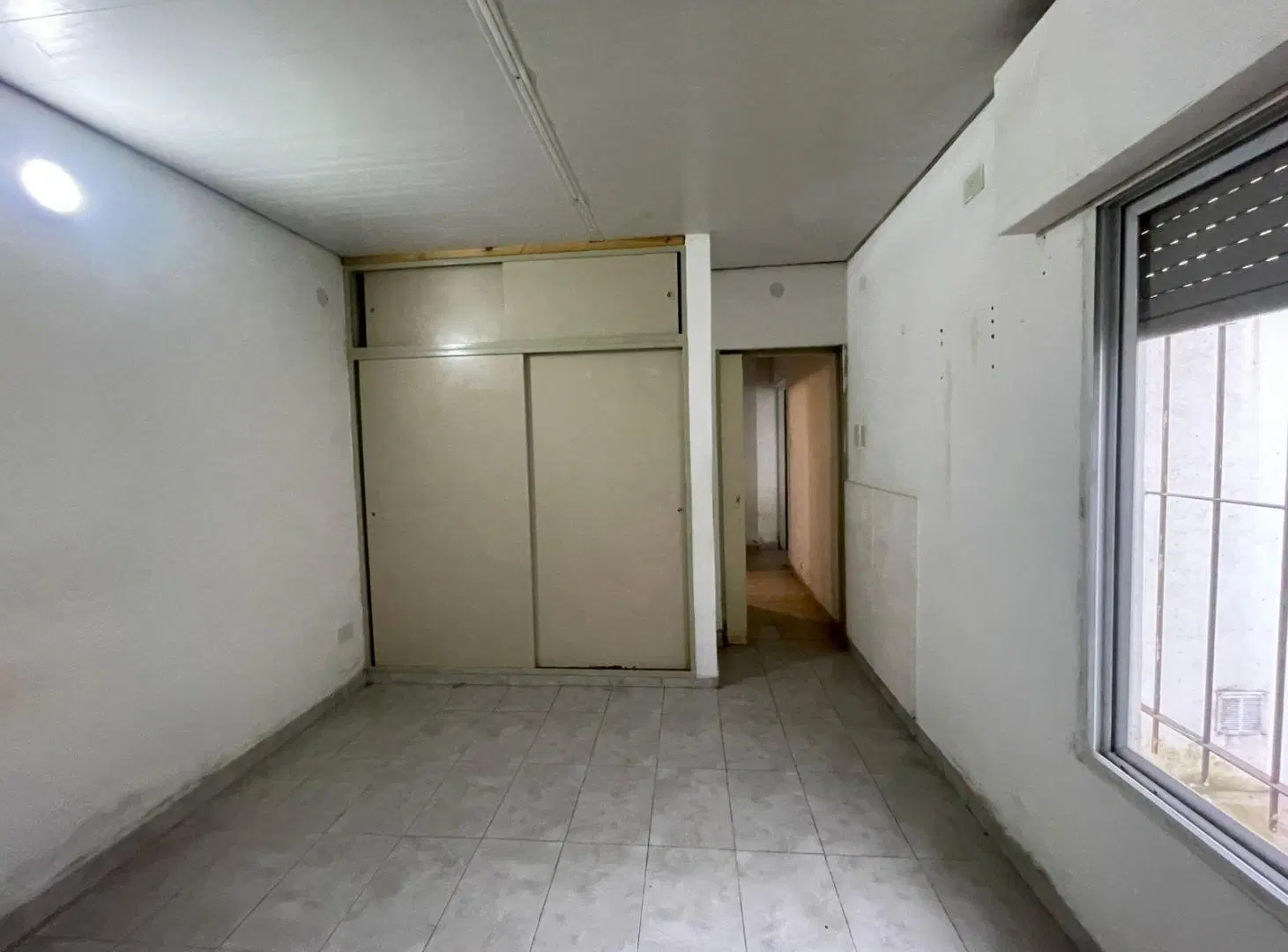 Venta PH 2 Ambientes Planta Baja en Lomas Del Mirador 5