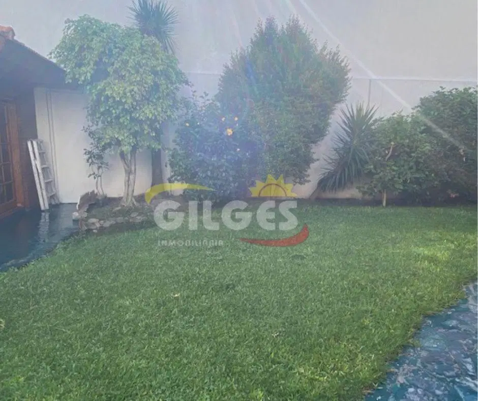 VENTA CHALET 2 PTAS. S/LOTE 500M²    DE CATEGORIA CON PARQUE Y QUINCHO 3