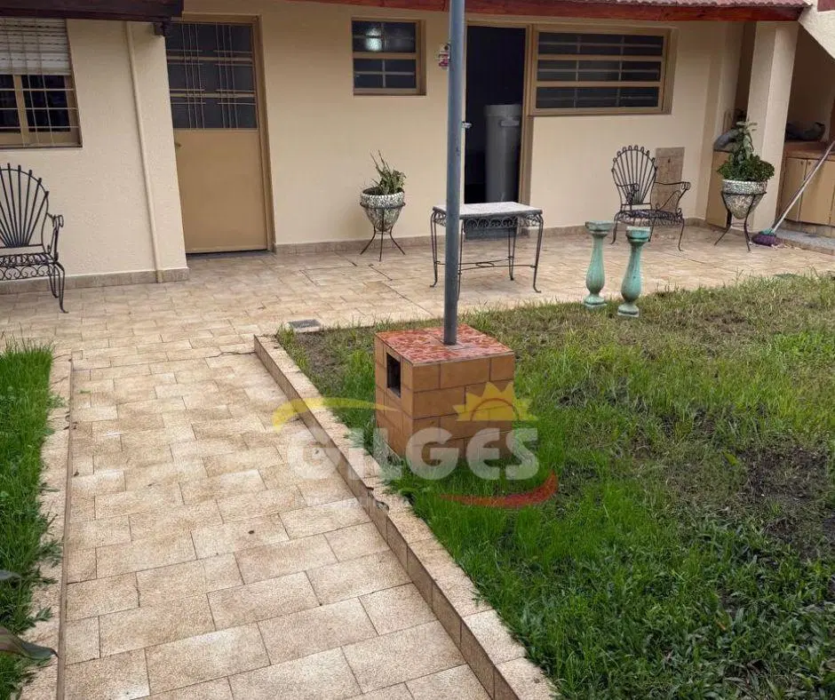 Alquiler Casa 3 Ambientes en Villa Luzuriaga  Muy buen Estado Con cochera cubierta 8