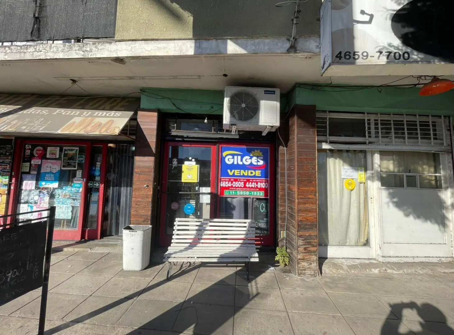 Venta  local 62 M² dividido en 2 en Haedo ubicado sobre Avenida 5