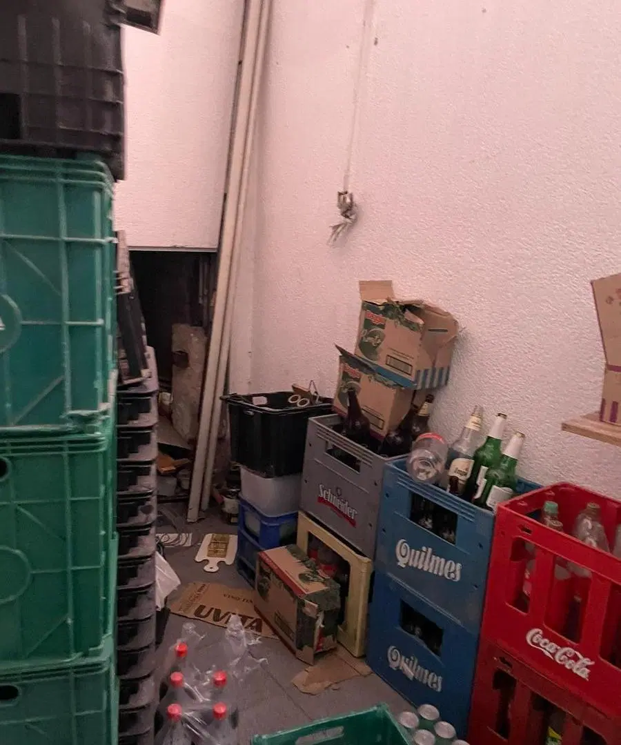 Venta  local 62 M² dividido en 2 en Haedo ubicado sobre Avenida 3