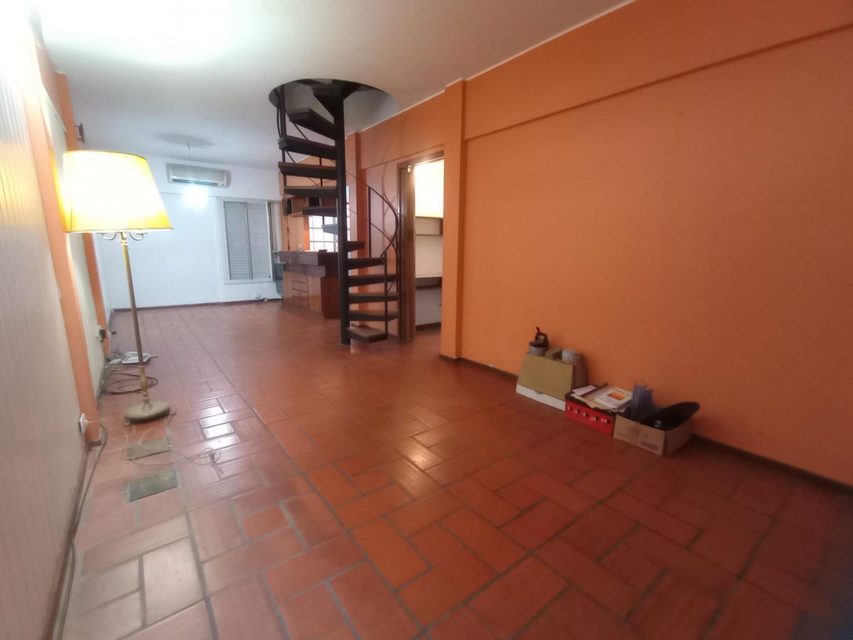 Foto de Venta Excelente PH en Duplex 3 Amb. en Ramos Mejia Con Patio y Terraza, imagen 2