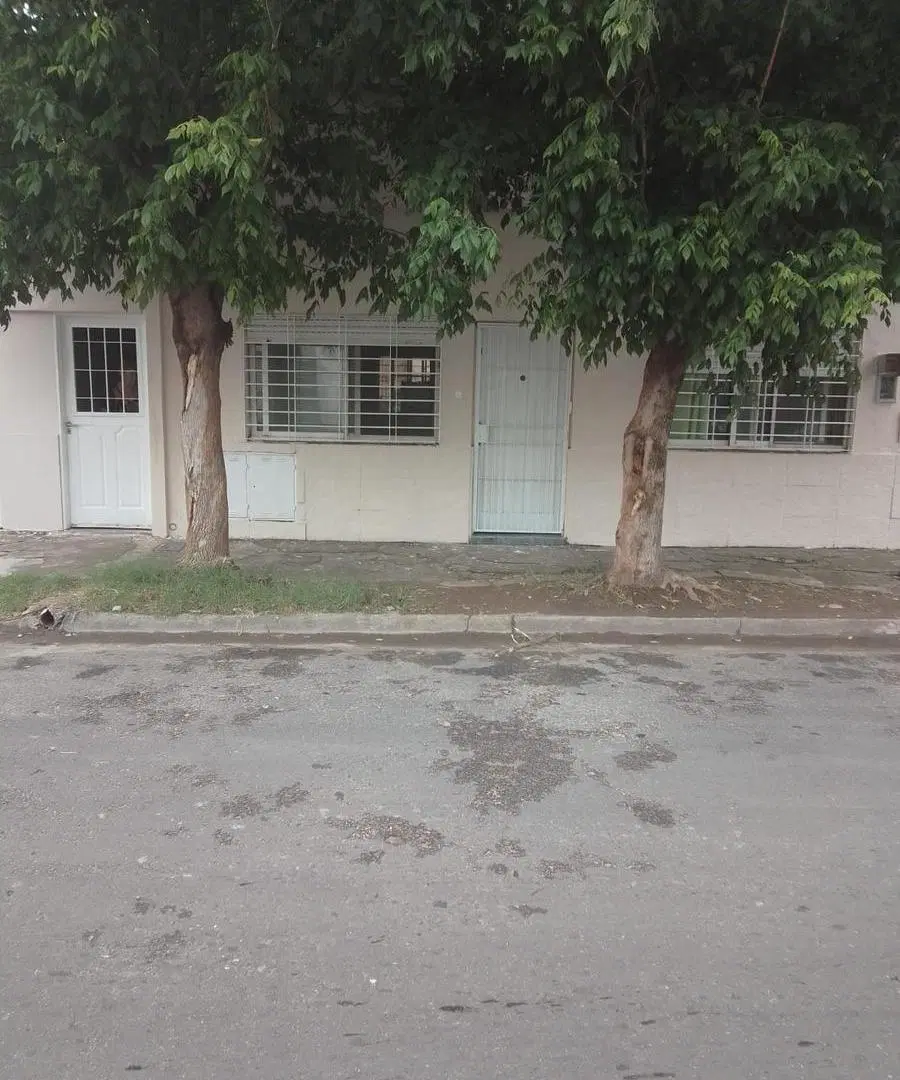 Venta de PH 3 Amb. Pta. Baja al Frente en Morón - "Buen Estado" 5