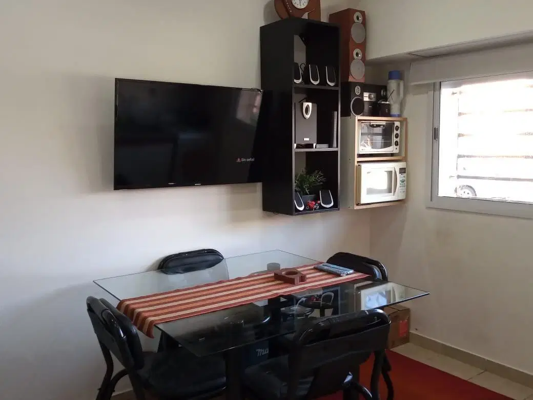 Venta Departamento 2 Amb. Pta. Baja al Frente  en Ramos Mejía - Excelente Estado C/Coch. 3