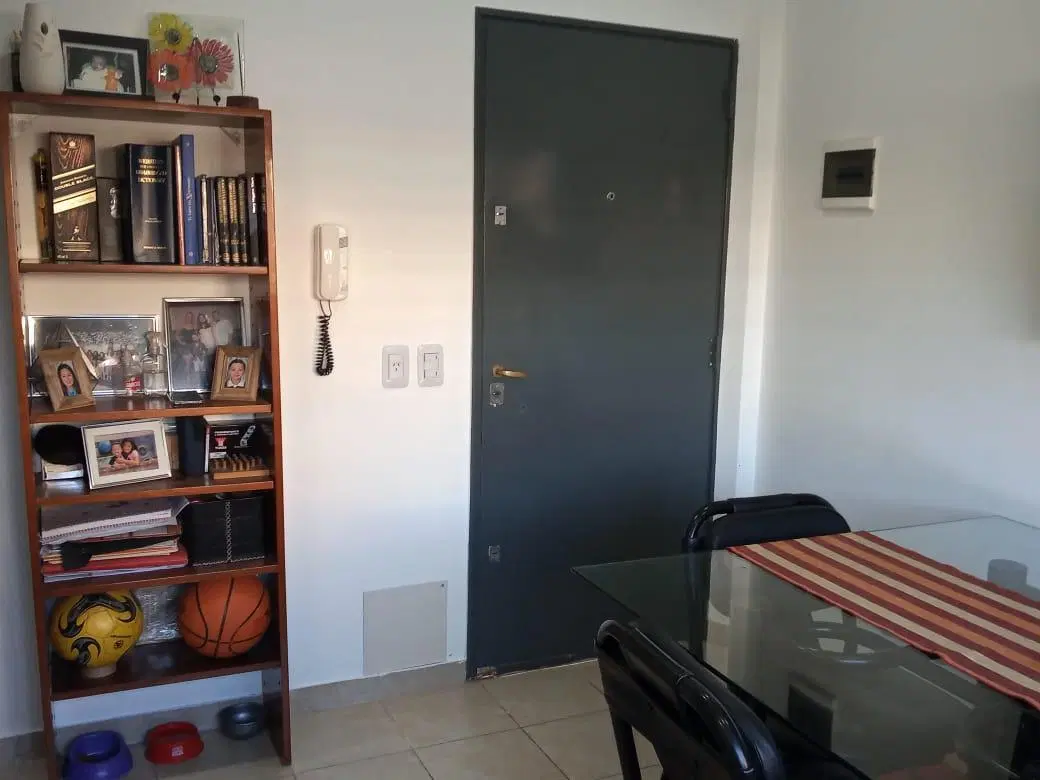 Venta Departamento 2 Amb. Pta. Baja al Frente  en Ramos Mejía - Excelente Estado C/Coch. 8