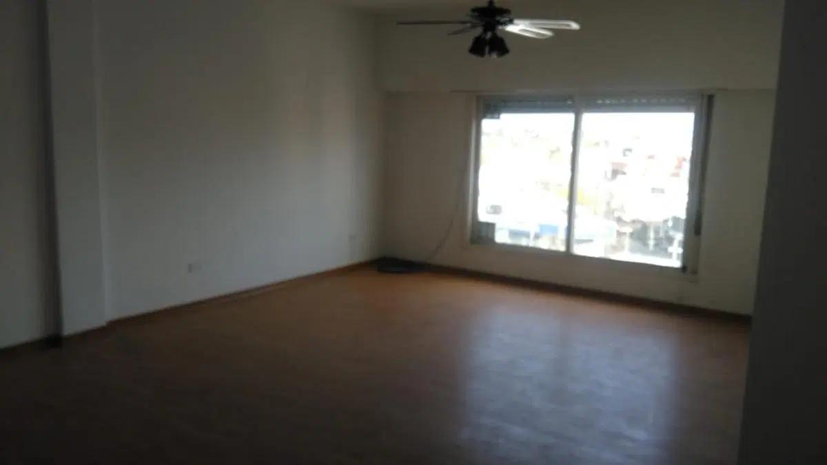 Venta Excelente Monoambiente en Haedo - Muy Luminoso 3