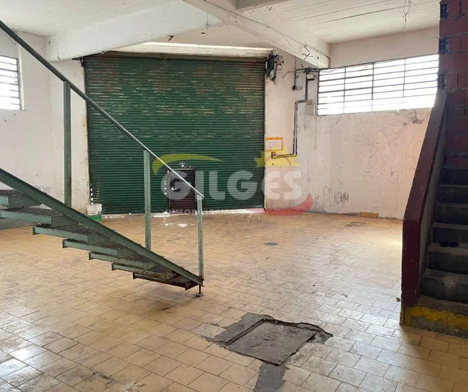 Alquiler Galpón/Local 400m² en San Justo 5