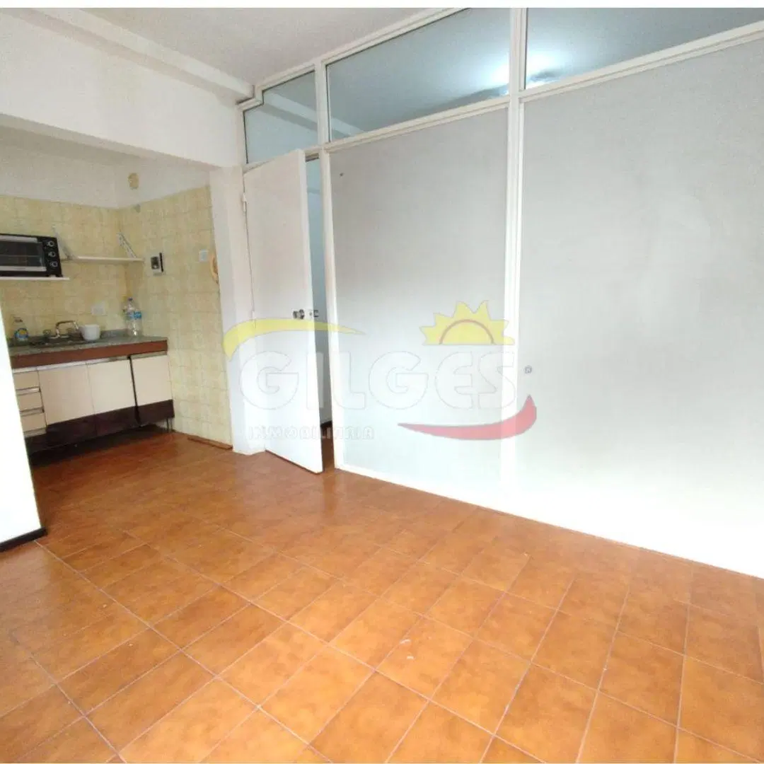 Venta Departamento 1 Amb. en R. Mejía - Vivienda o Uso Profe 5