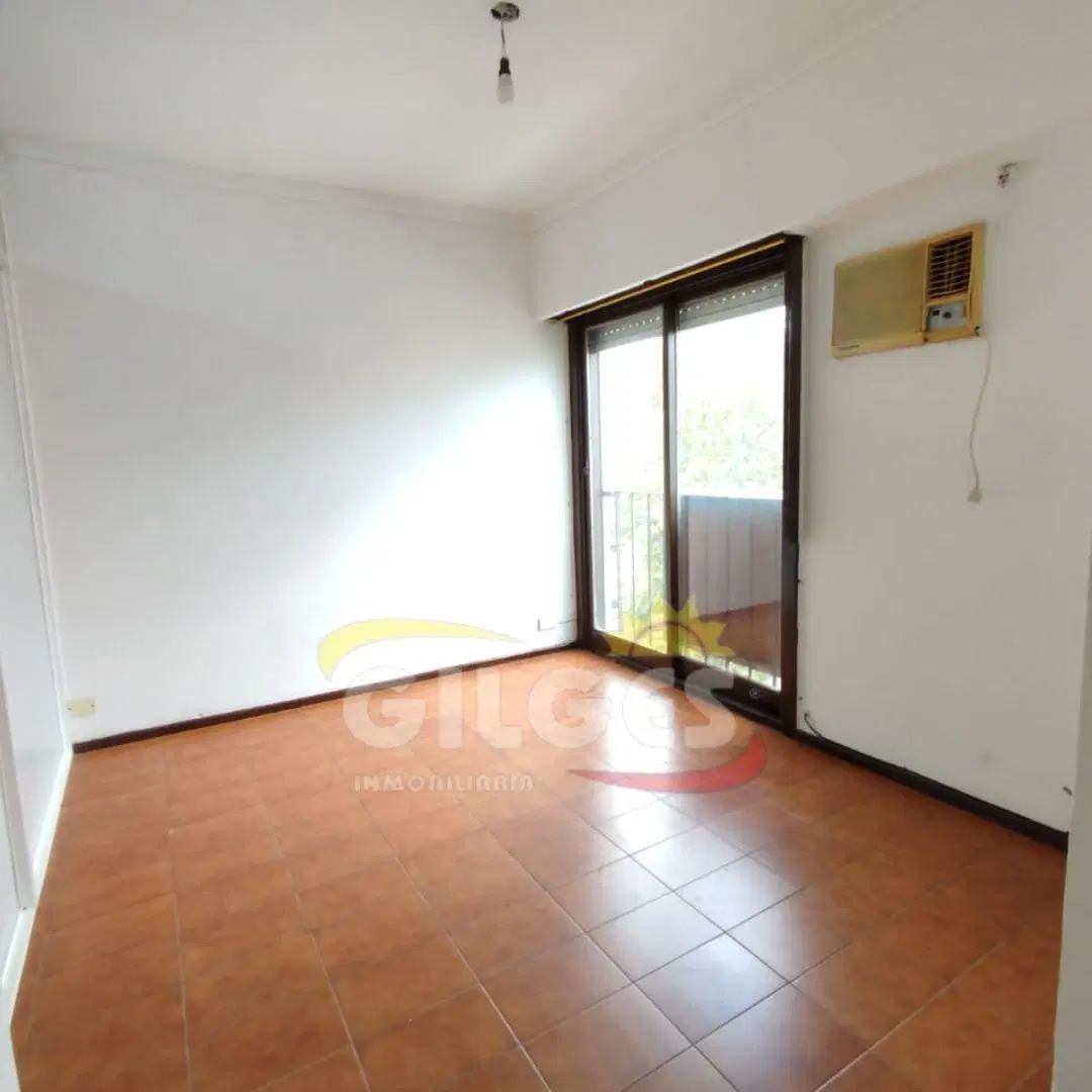 Venta Departamento 1 Amb. en R. Mejía - Vivienda o Uso Profe 4