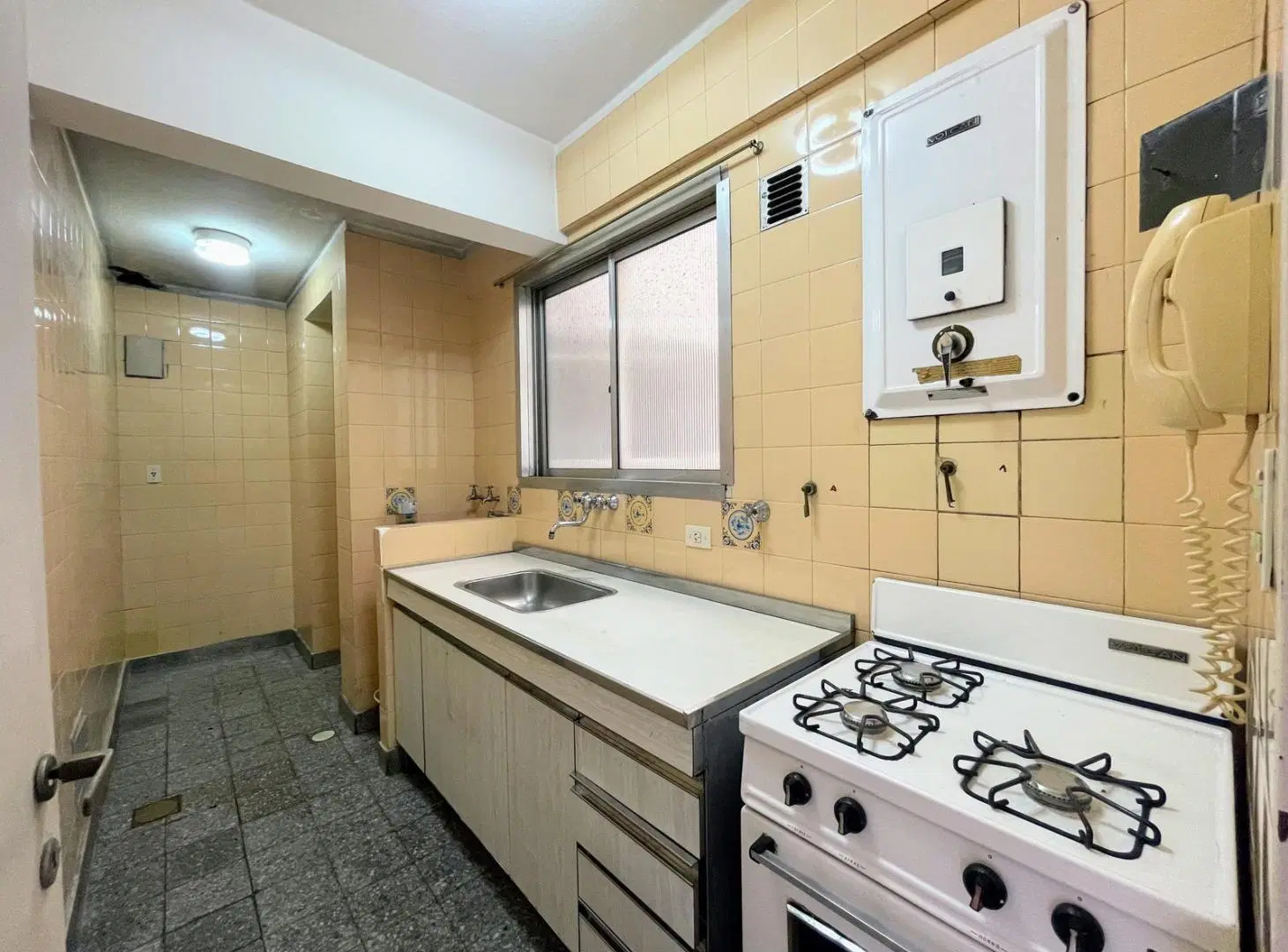 Venta Departamento 2 Ambientes en Flores 3