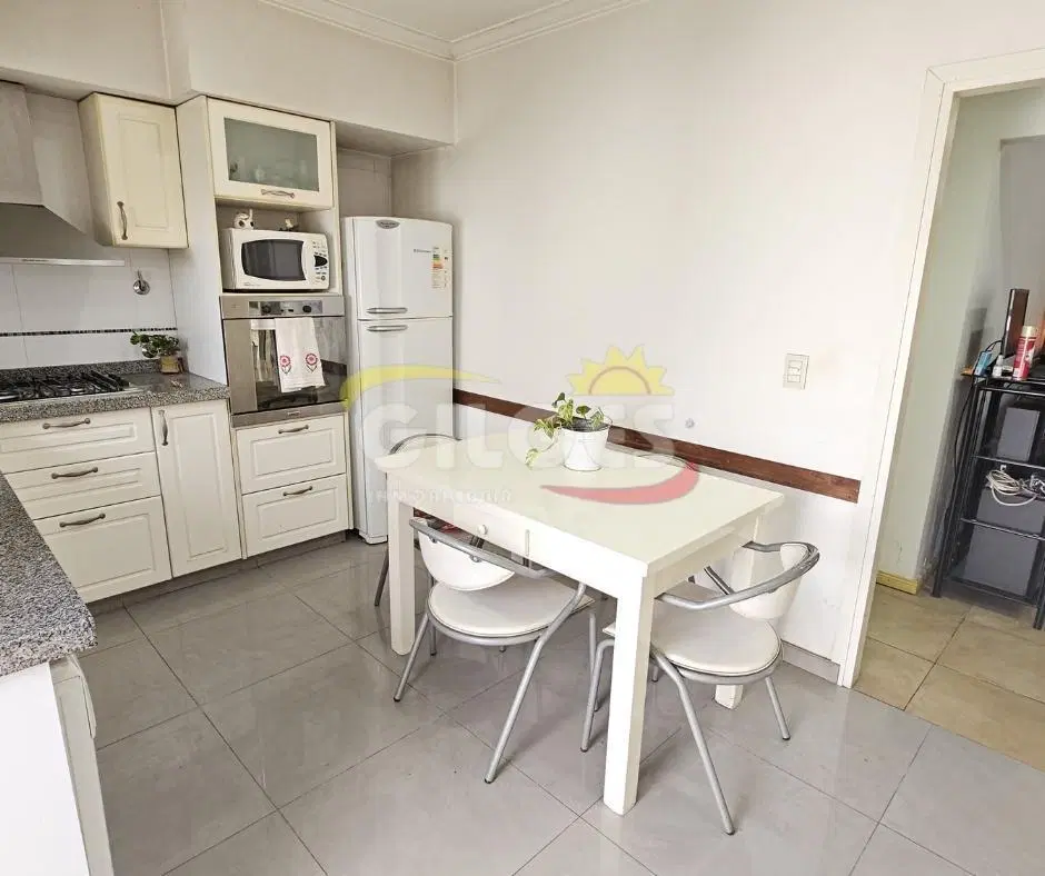 Venta Casa PH 3 Amb. al Frente - en Ramos Mejía - Muy buen Estado 3