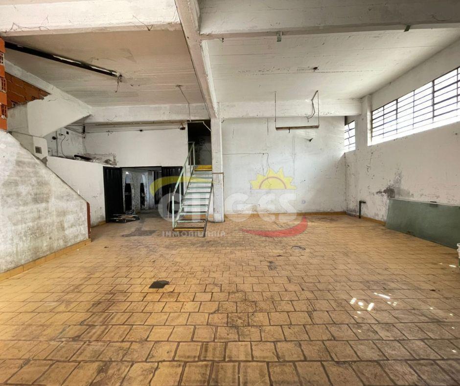 Foto de Alquiler Local/Galpón 400M² en Villa Luzuriaga muy buen estado, imagen 5