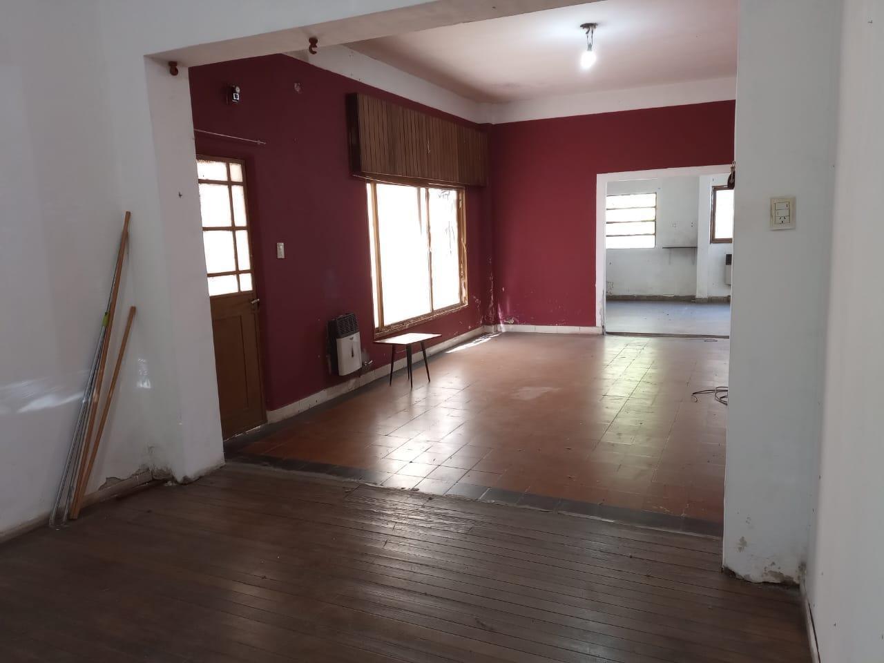 Foto de Venta de Casa S/Lote 8.66x43.30Mts en Caseros Ideal Destino Comercial, imagen 5