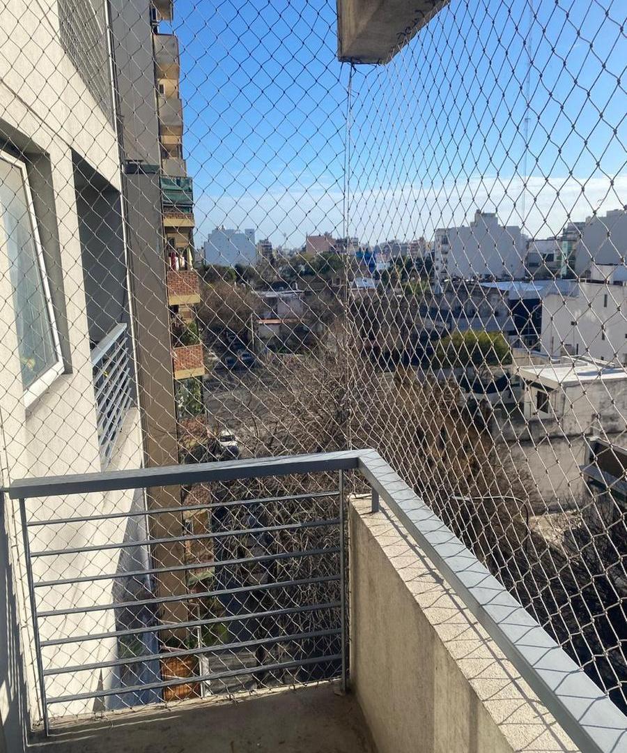 Foto de Monoambiente con balcon al fte en Floresta, imagen 2
