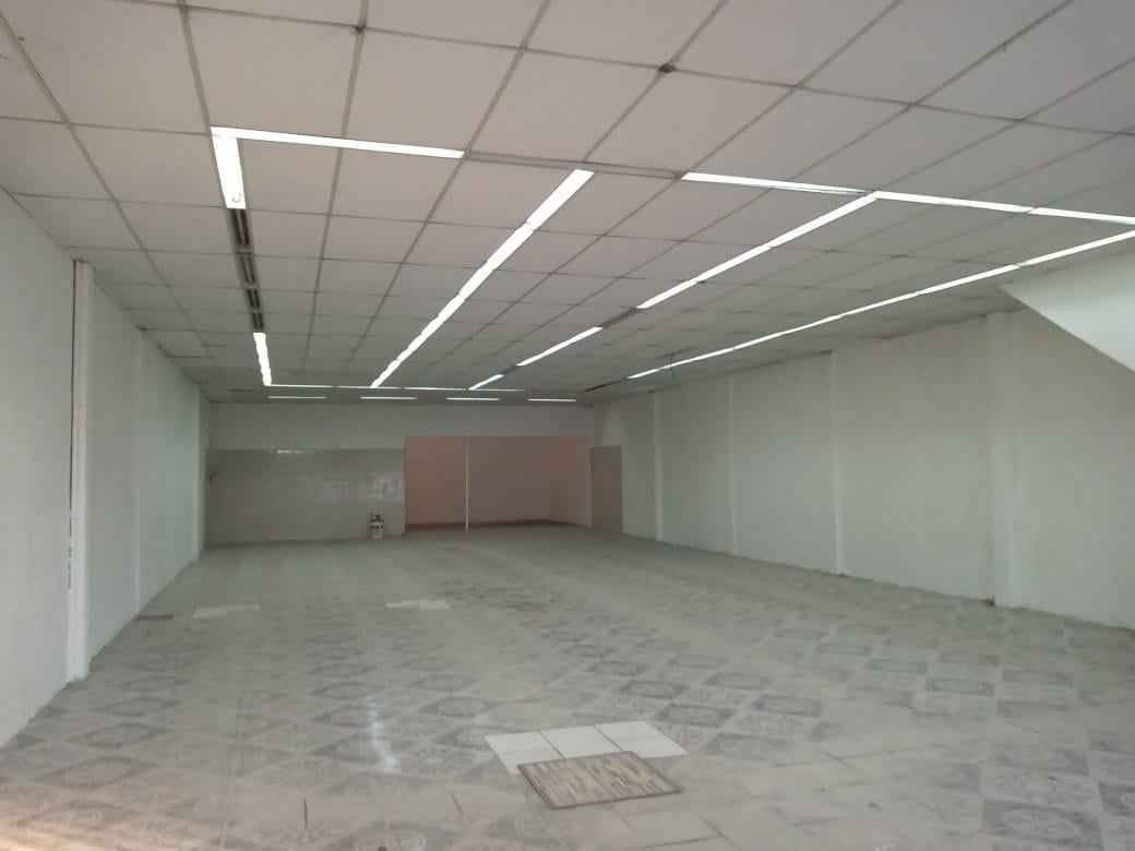 Foto de Galpón de 228 m² en Ramos Mejía, imagen 5