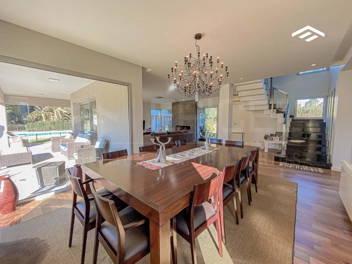 St.Thomas Sur - Premium en venta sobre lote de 3500 m2 3
