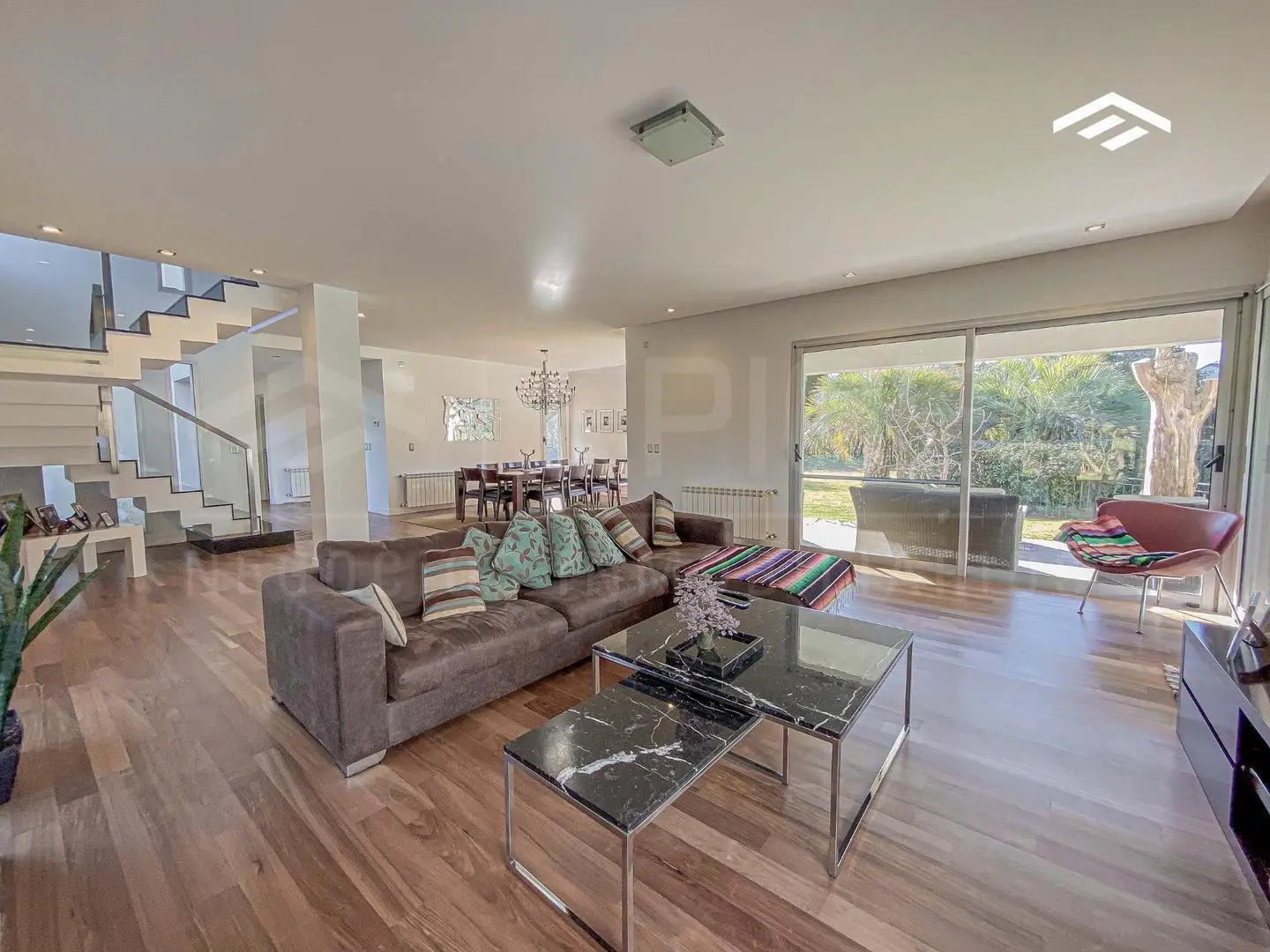 St.Thomas Sur - Premium en venta sobre lote de 3500 m2 4