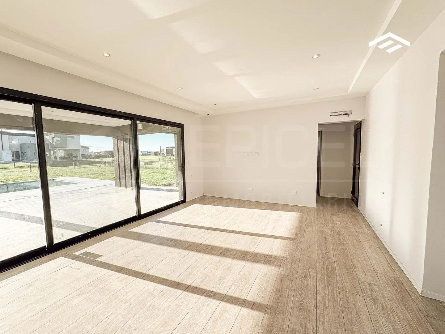 ALQUILER/ VENTA CASA EN TERRALAGOS A ESTRENAR 8