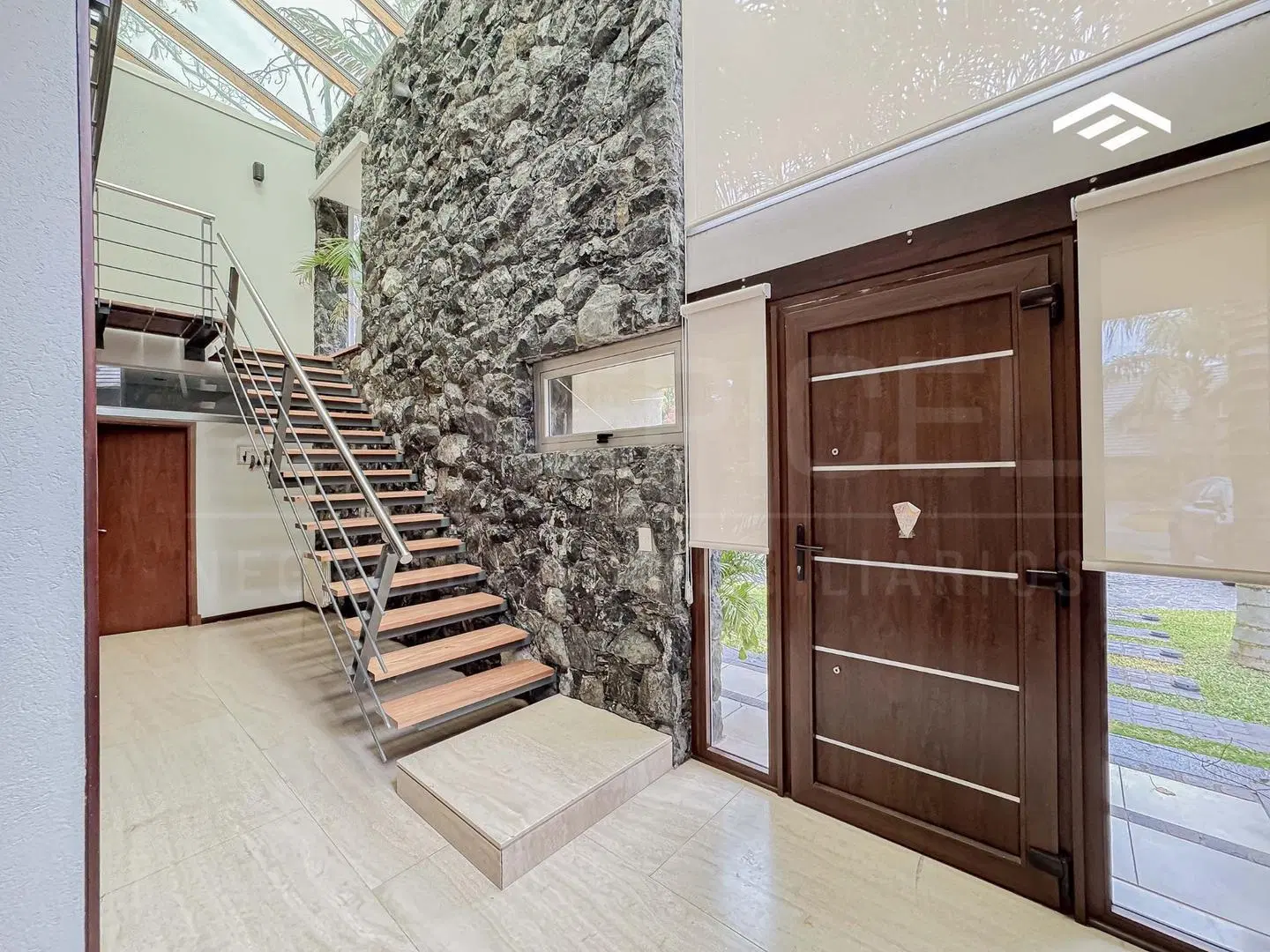 CASA A LA VENTA ST THOMAS NORTE - GRAN OPORTUNIDAD! 2