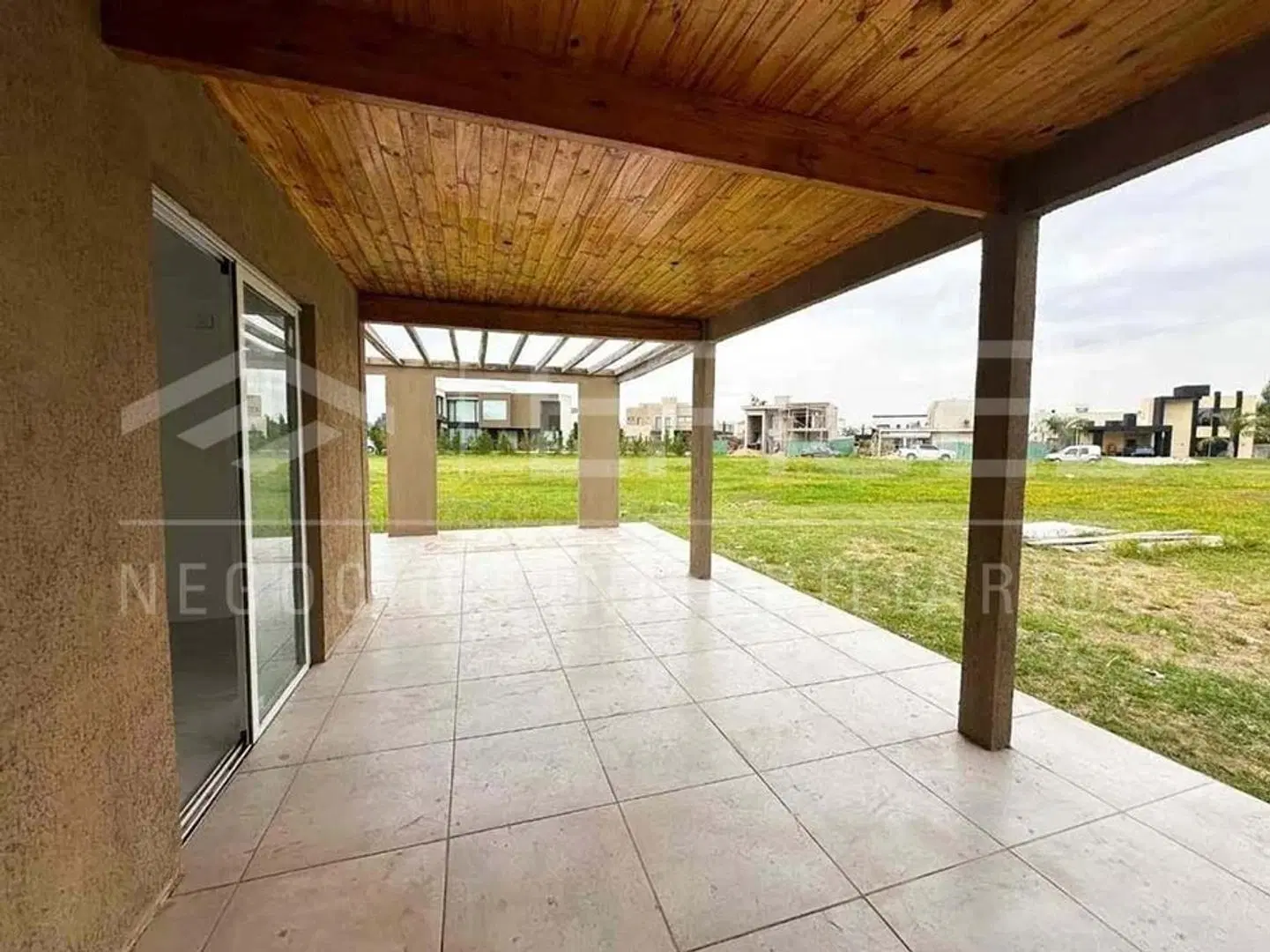 ALQUILER/ VENTA - LAGOS DE CANNING! 2