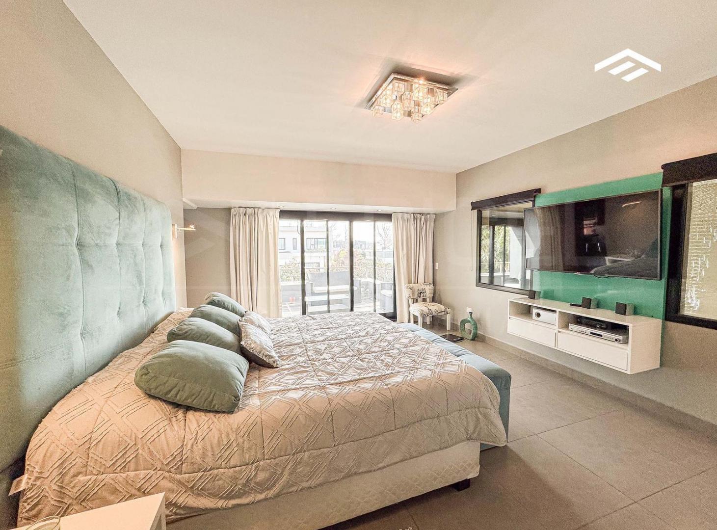 Foto de Casa en alquiler 5 ambientes con piscina - Los Naranjos Canning, imagen 2