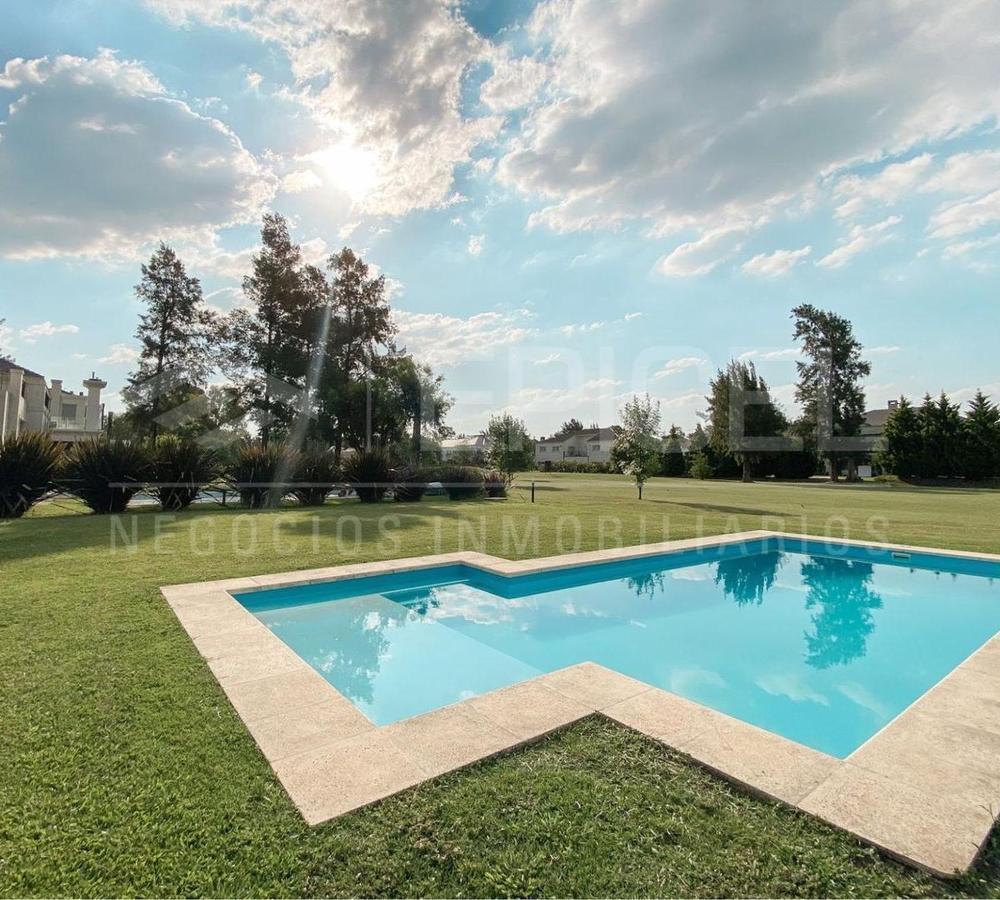 Foto de Casa en alquiler - St Thomas Este con piscina, imagen 2