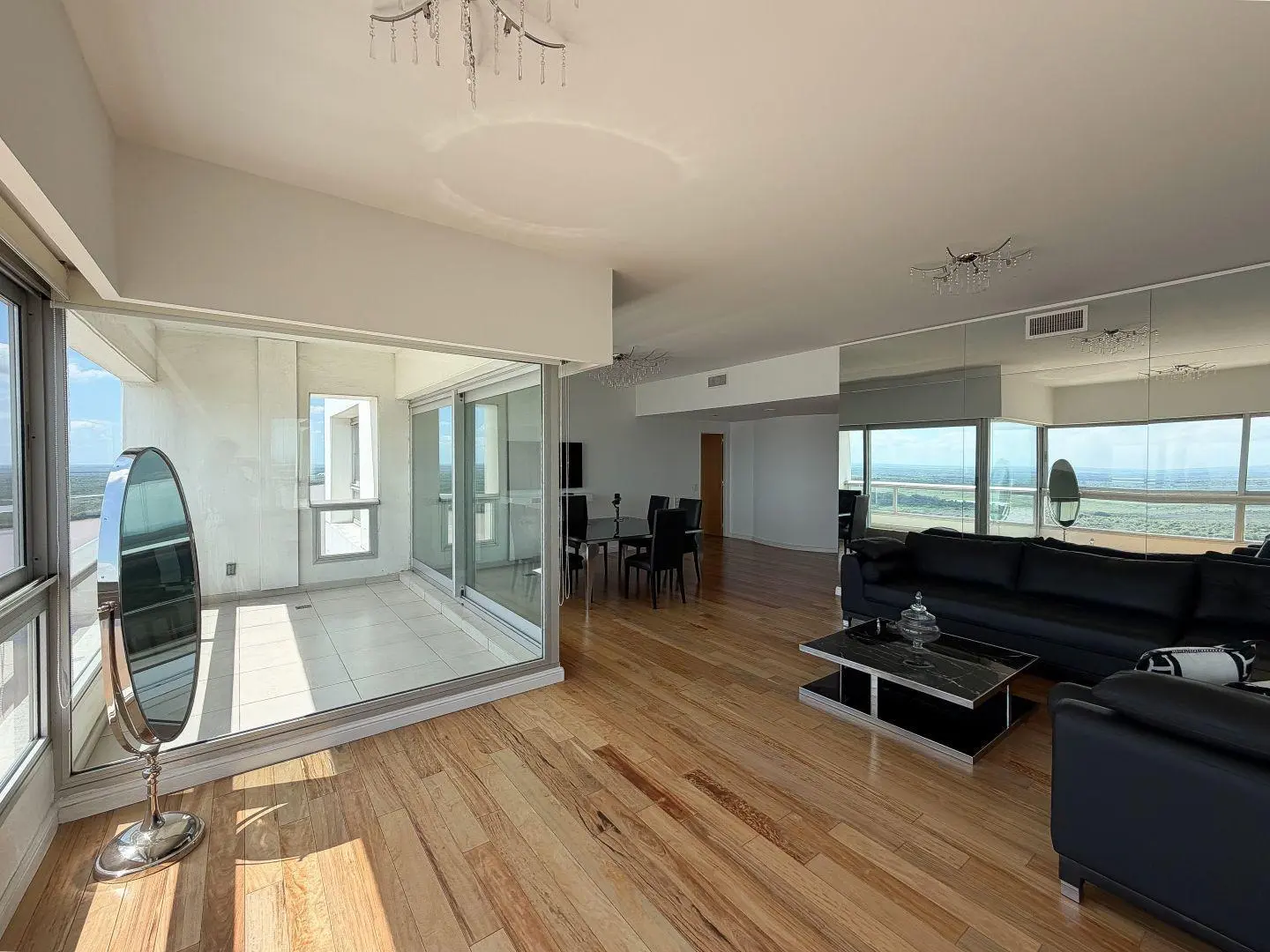 Departamento 3 dormitorios en venta Torres Dolfines 3