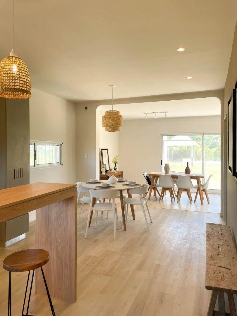 Venta casa 2 dormitorios Funes 1