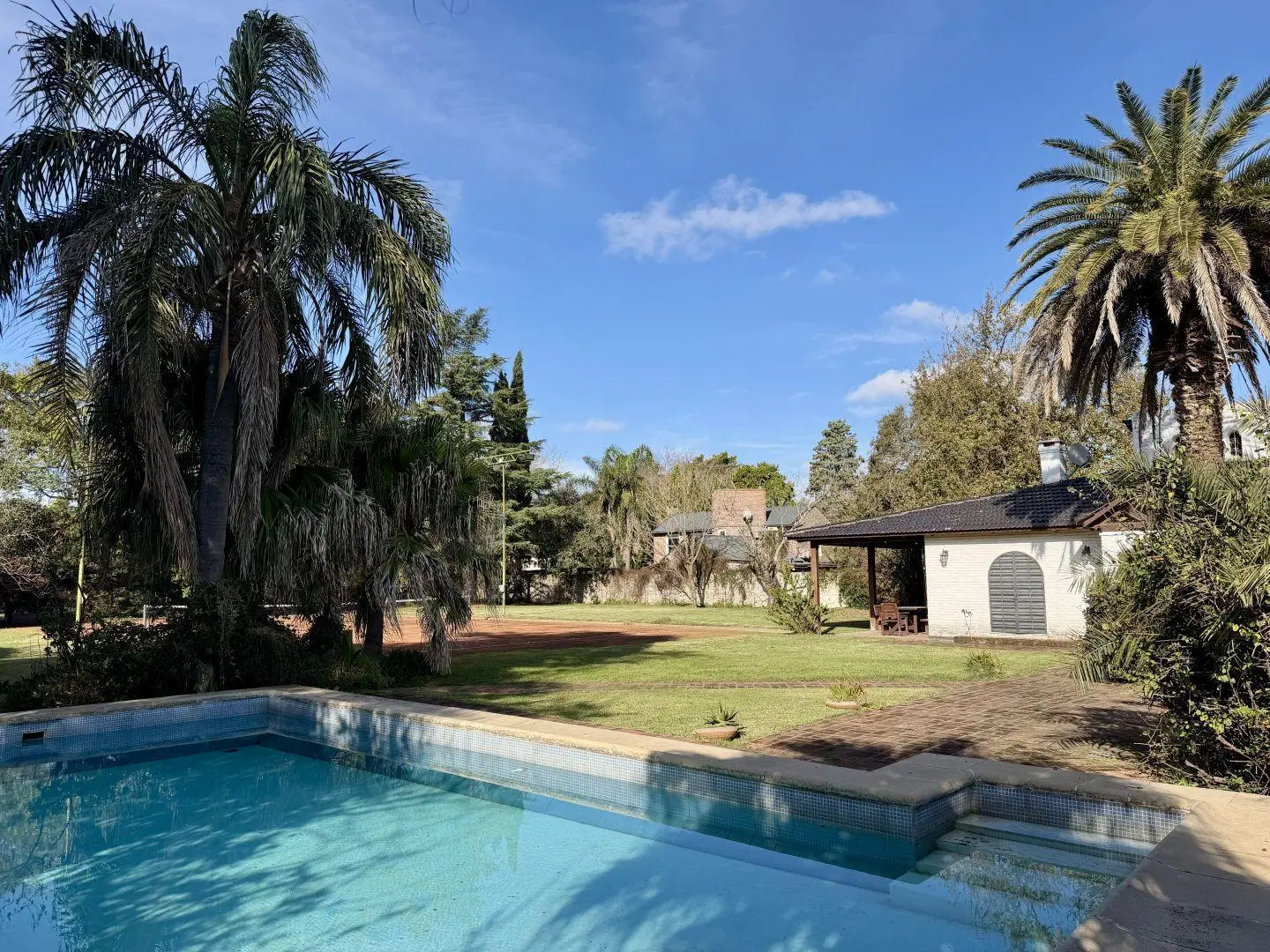 VENTA CASA FUNES 2 DORMITORIOS PILETA Y CANCHA DE TENNIS 4
