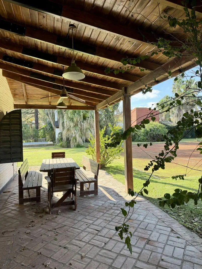 VENTA CASA FUNES 2 DORMITORIOS PILETA Y CANCHA DE TENNIS 3