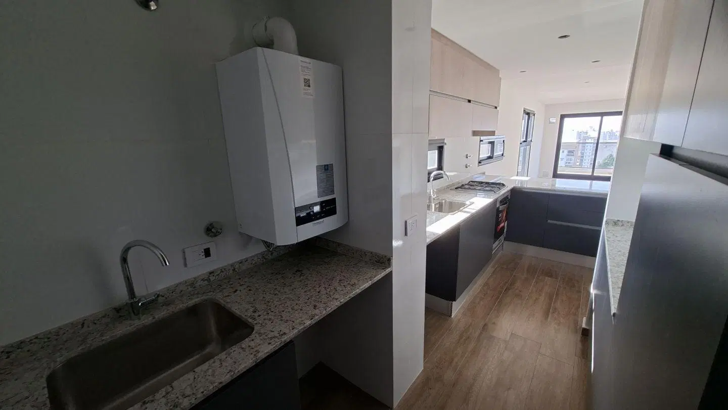 Rosario. Venta. Departamento tres dormitorios 2