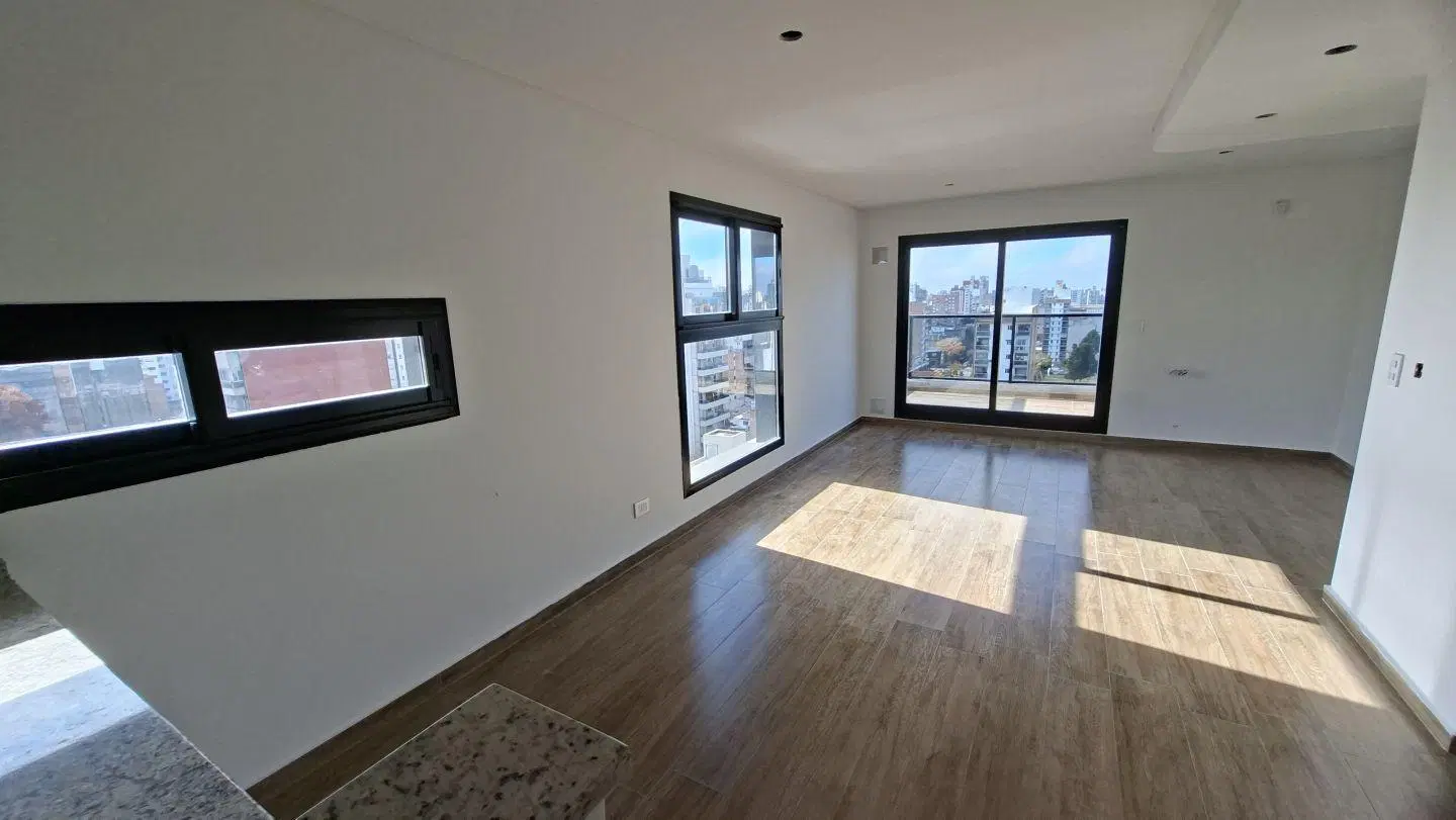 Rosario. Venta. Departamento tres dormitorios 1