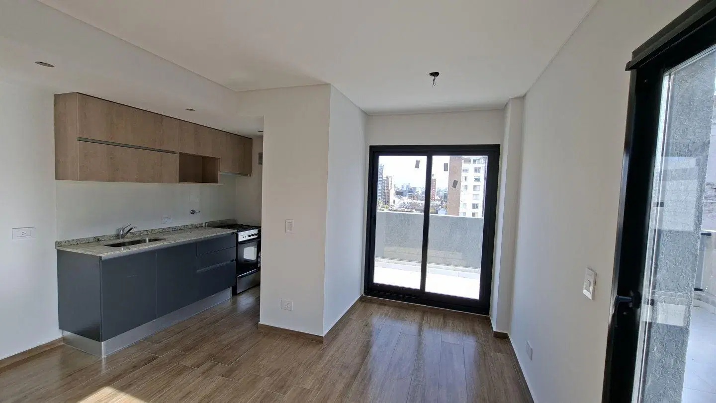 Rosario. Venta. Departamento un dormitorio, Patio 5