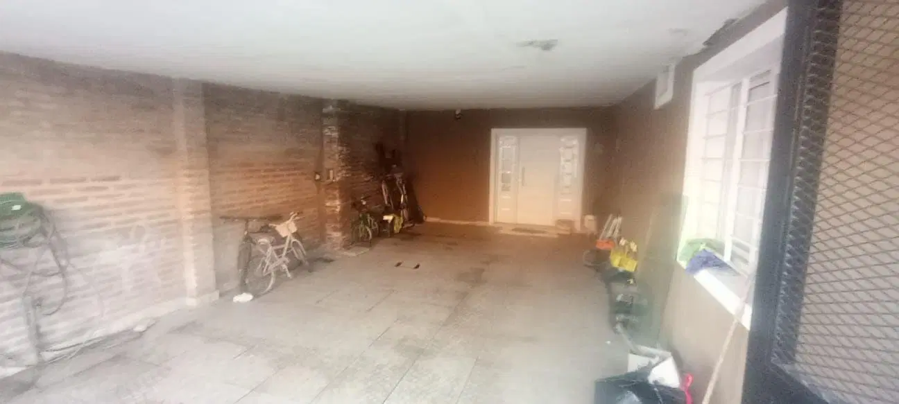 Casa 0 ambientes 3 dormitorios. | Pellegrini al 1700 2