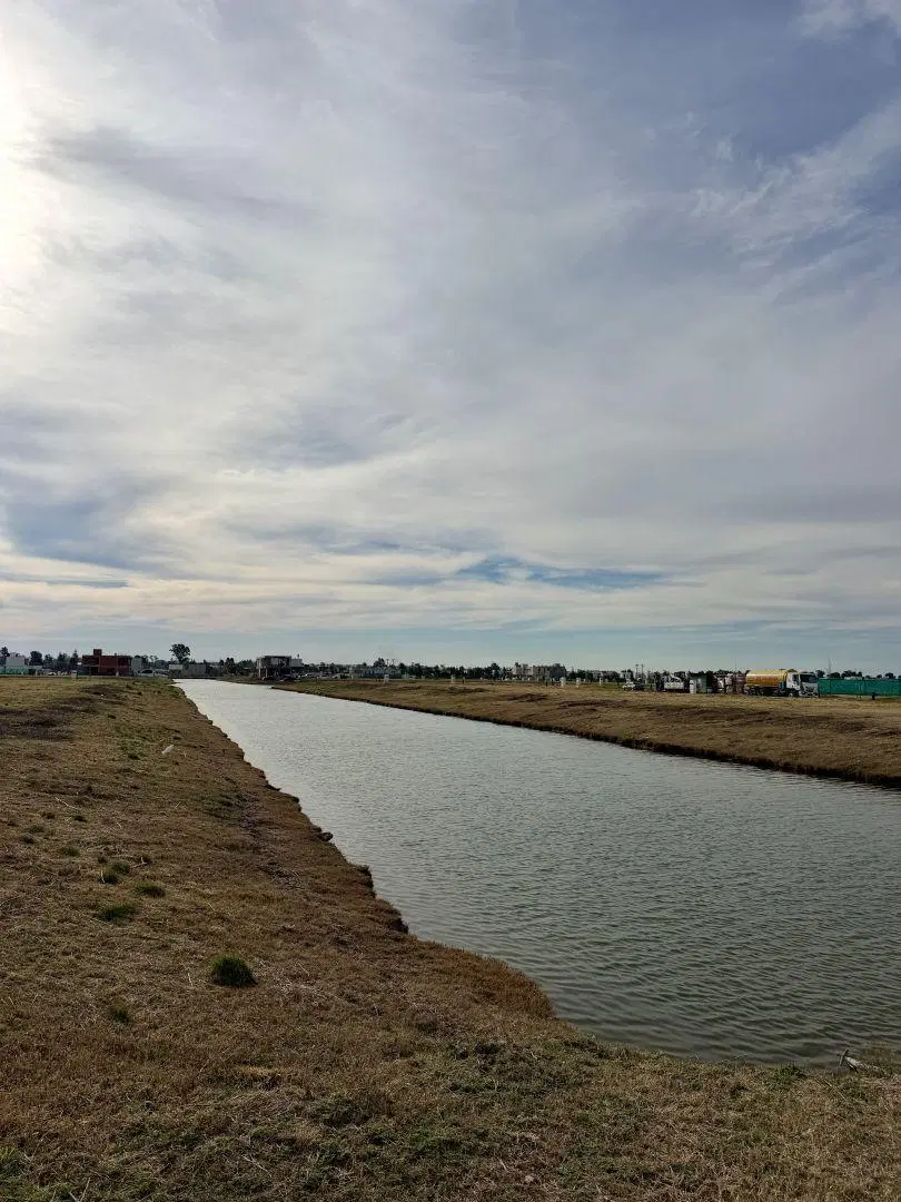 Terreno en venta Aguadas Funes Lake 4