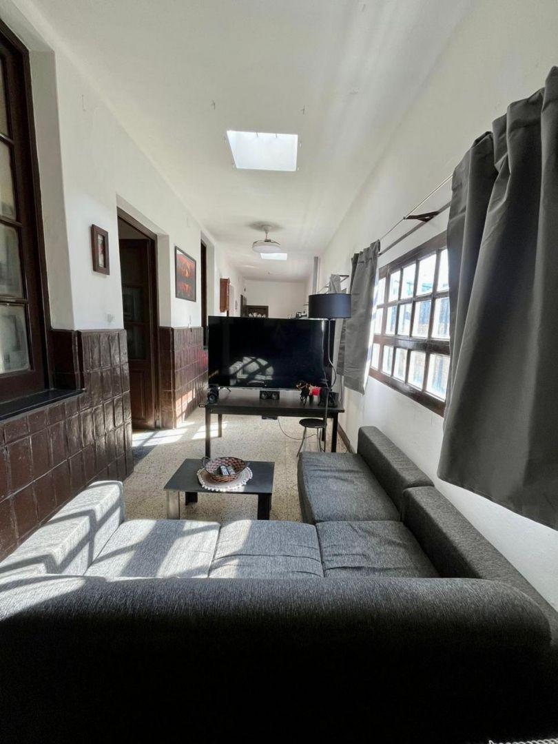Foto de CASA Y LOCAL EN VENTA PEREZ, SOBRE RUTA 33 - 750M2, imagen 2