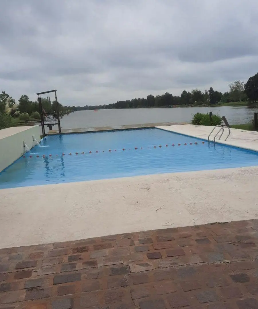 Terreno de 1040 m2 en venta en Roldán con Vigilancia 5