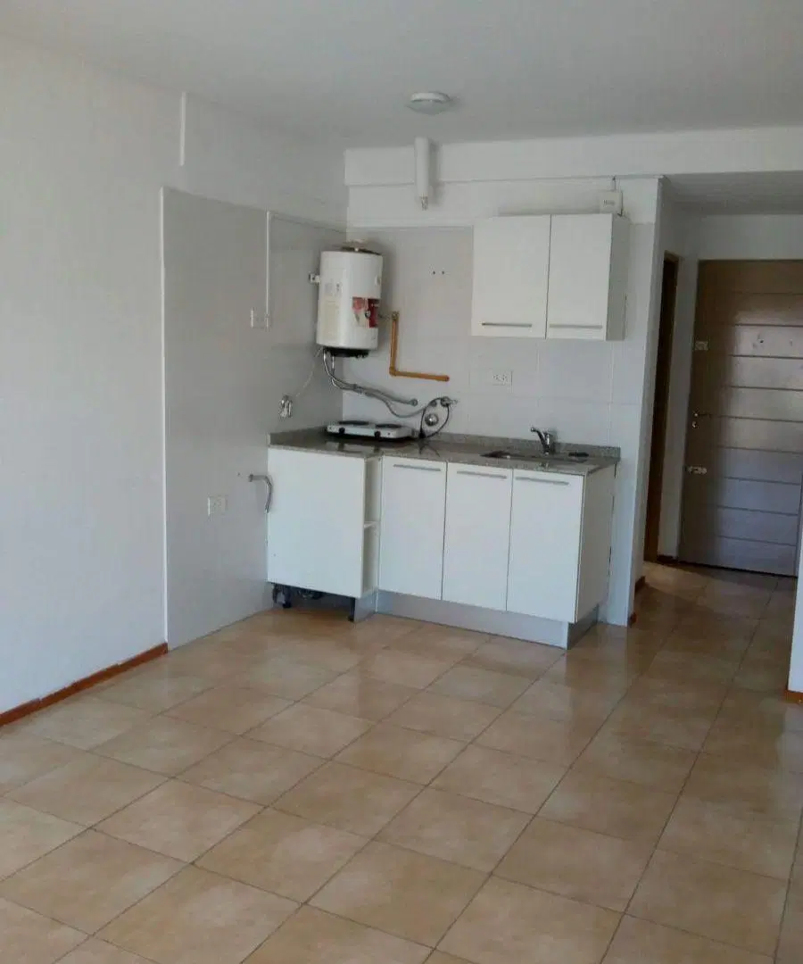 Departamento de 30 m² en alquiler en República de la Sexta 3