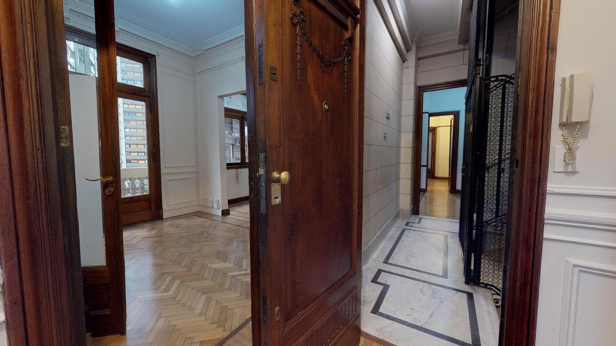 Elegantes Oficinas. Gran Prestigio. Palacio Bencich. Consultar 3
