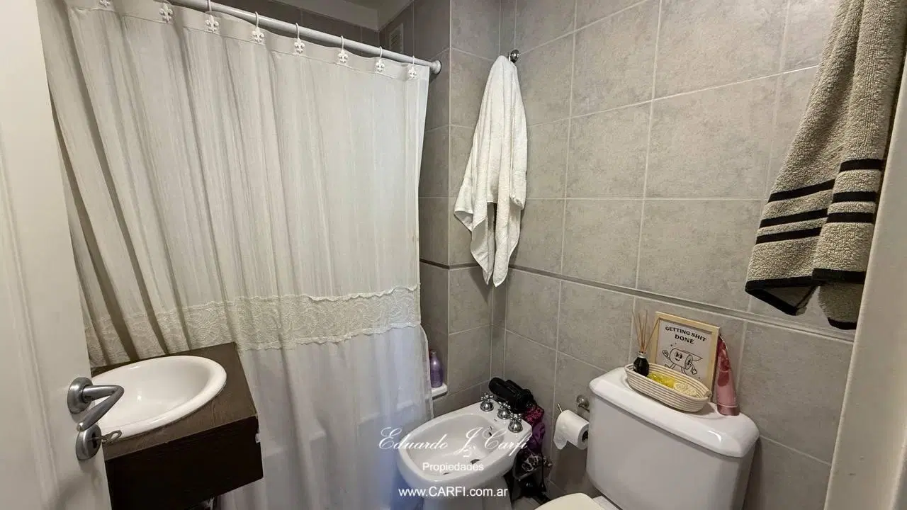 Departamento en Castelar Norte 5