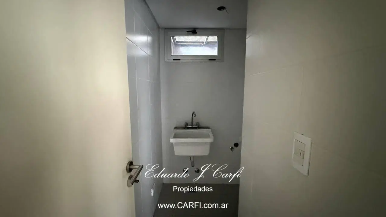 Departamento en Castelar Norte 5