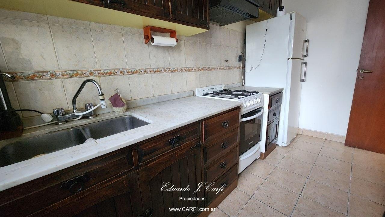 Foto de VENTA DE PH 4 AMBIENTES - CASTELAR NORTE, imagen 3