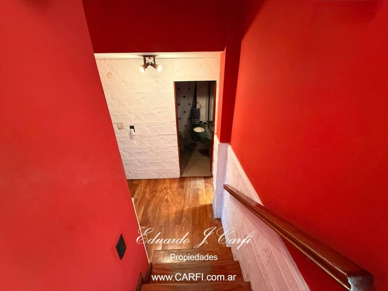 Foto de VENTA DE CASA 4 AMBIENTES - CASTELAR NORTE, imagen 2