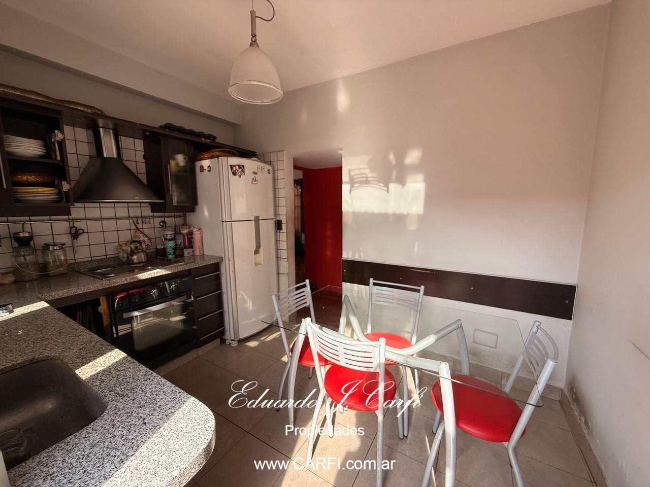 Foto de VENTA DE CASA 4 AMBIENTES - CASTELAR NORTE, imagen 5