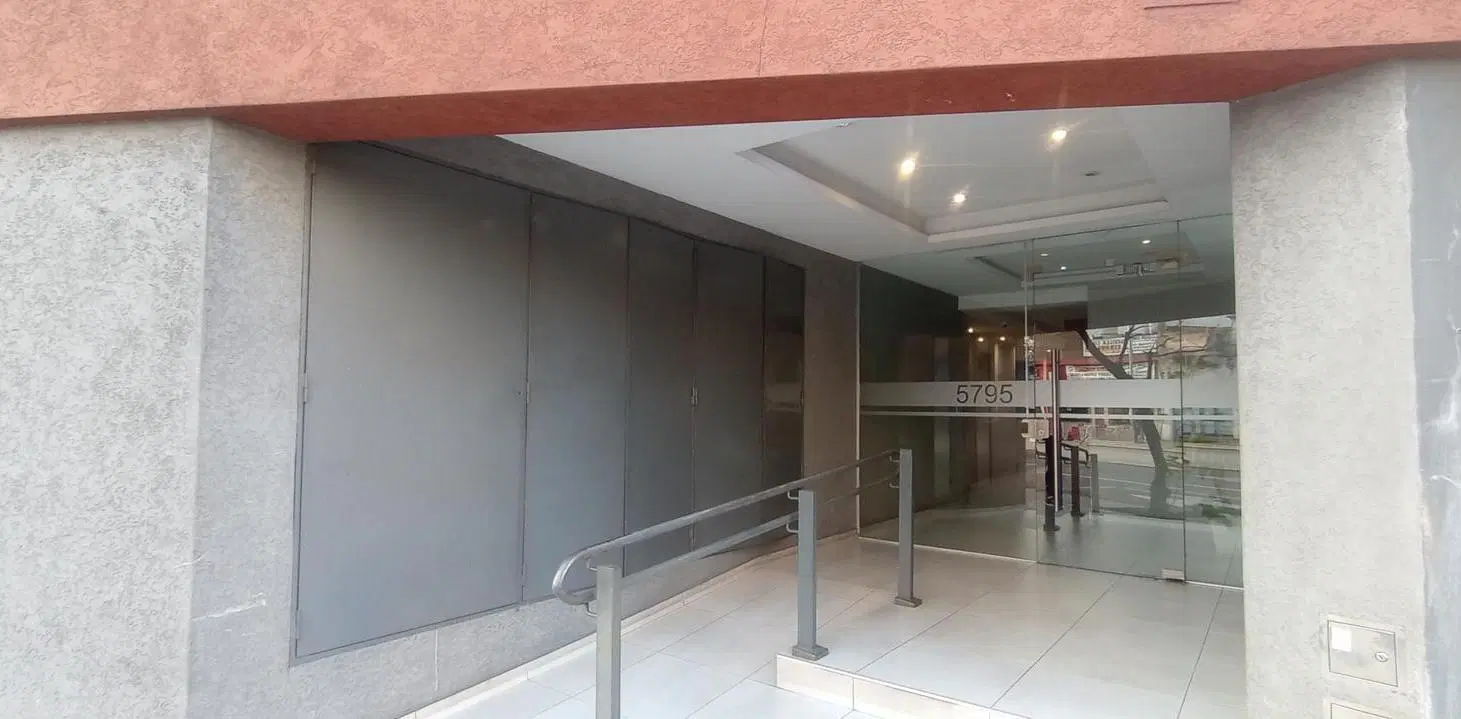 Av. San Martin 5795 Piso 1º A - alquiler monoambiente APTO PROFESIONAL 2