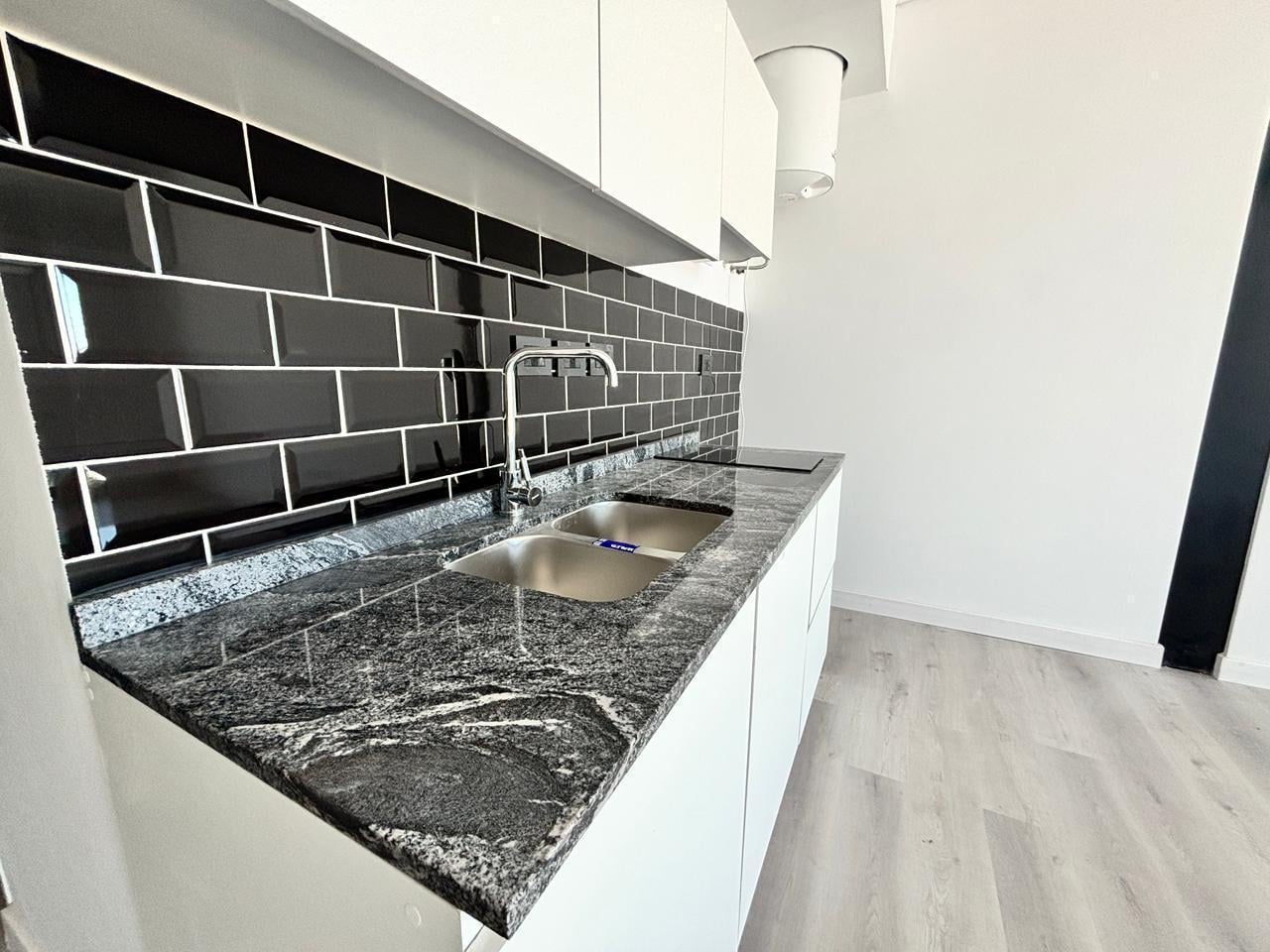 Venta departamento mono ambiente con balcón a estrenar en Boedo