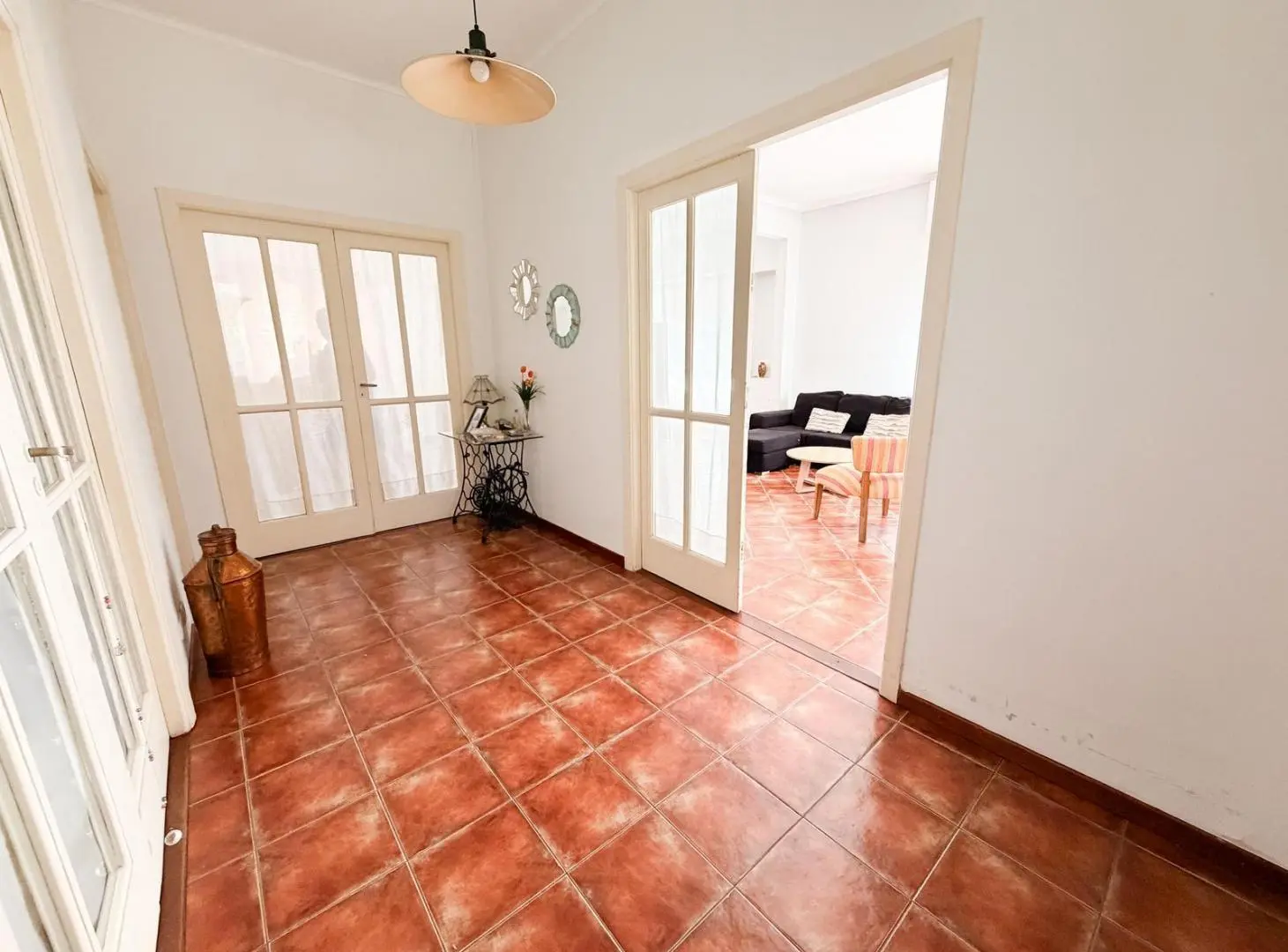 Venta Casa en Hurlingham 6 amb. BARRIO INGLES 3