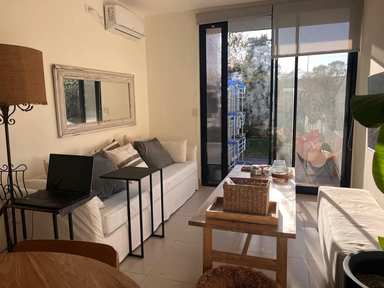 Departamento 3 ambientes en venta con jardin en Pilar 1