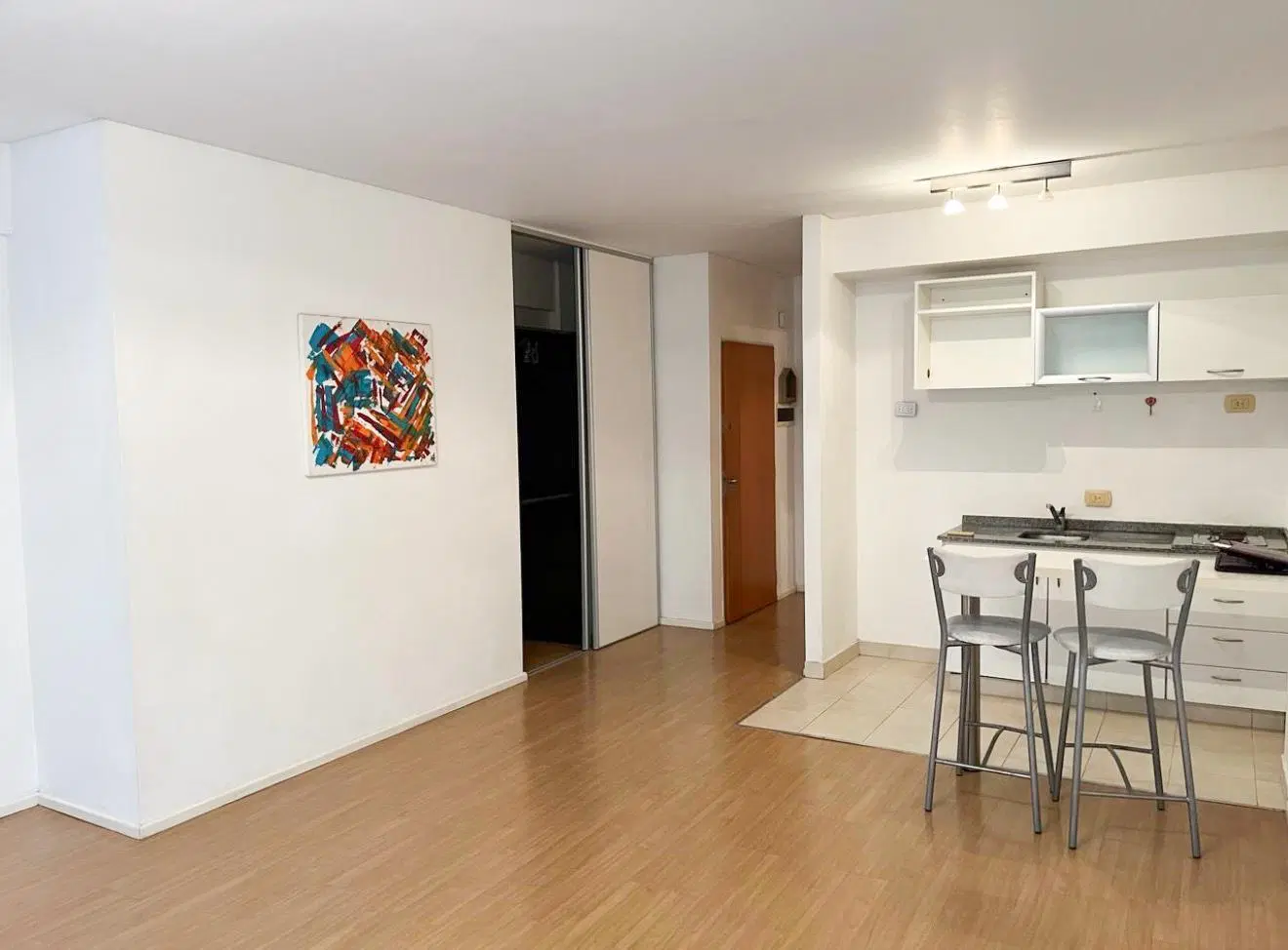 Departamento Monoambiente en Alquiler con BALCON bajas expensas 3