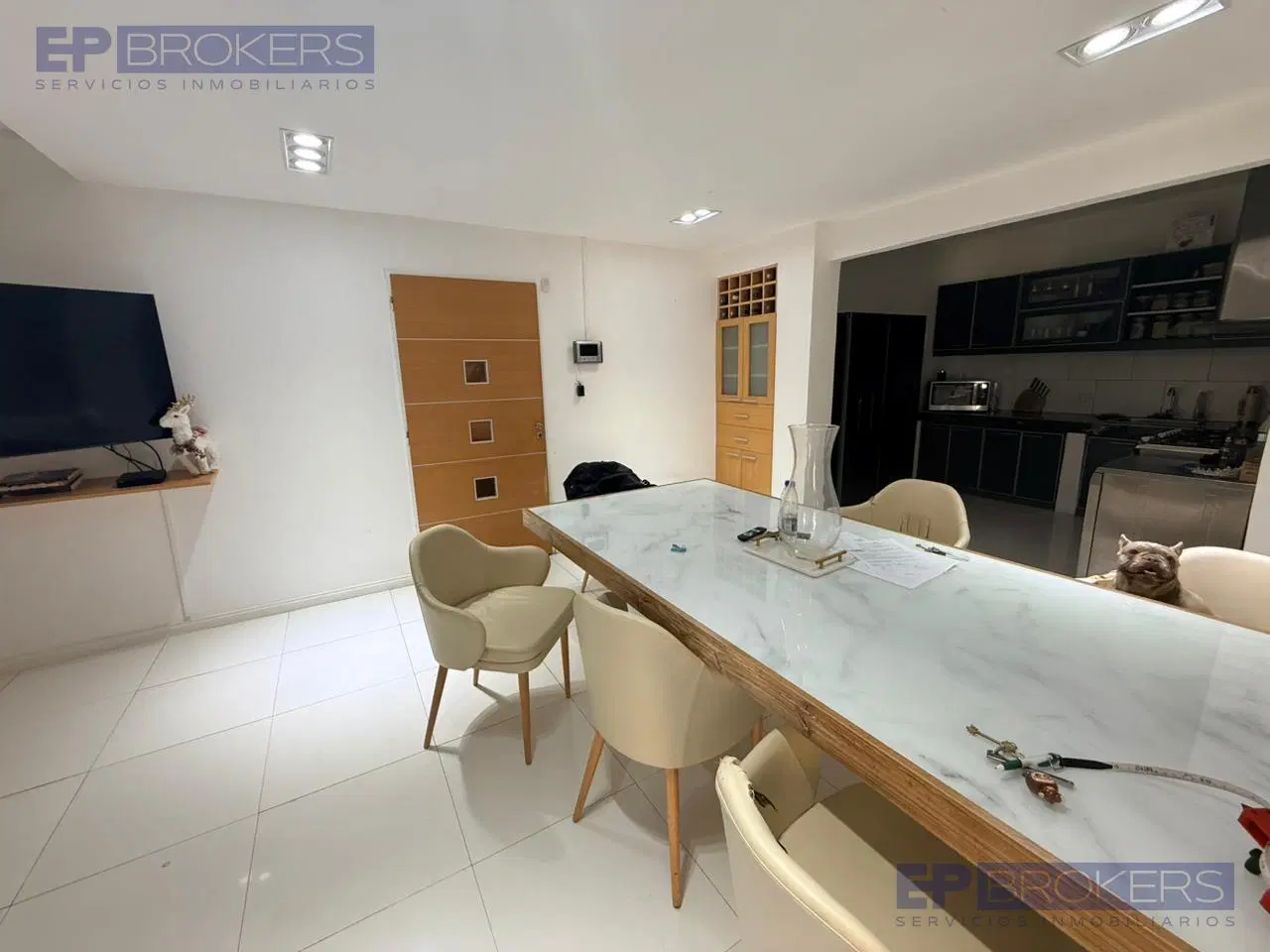 Casa en Alquiler 4 ambientes IMPECABLE GRAN ZONA 2